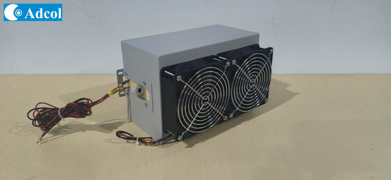 300W 24VDC 空気から液体への熱電冷却器 、ペルティエ 冷却モジュール、熱電冷却器、医療用レーザー冷却器、分析装置冷却器